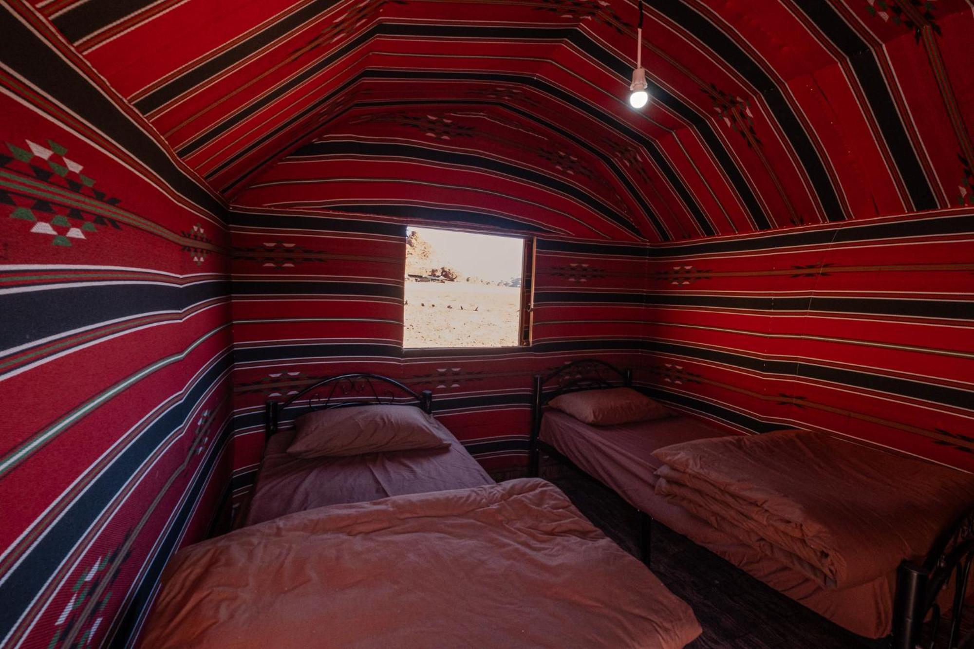 Wadi Rum Trail Екстер'єр фото