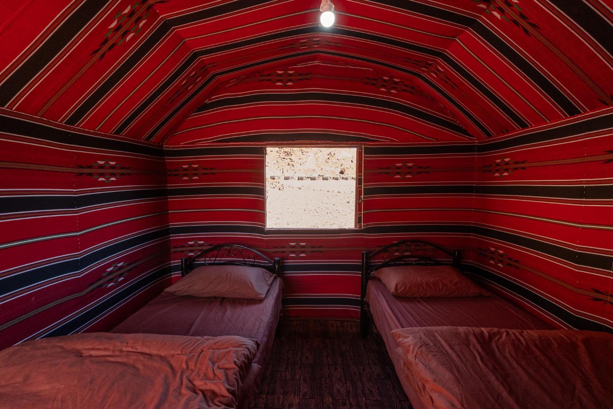 Wadi Rum Trail Екстер'єр фото